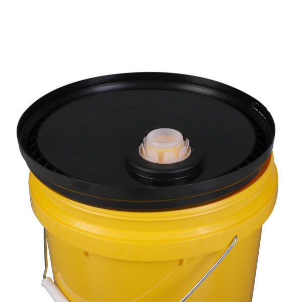 5L Plastic Bucket manufacturer